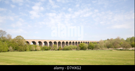 Viaduc Ferroviaire achevé en1849 à Chappel, Essex, Angleterre Banque D'Images