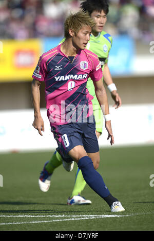 Yoichiro Kakitani (Cerezo), 3 mai 2013 - Football : 2013 J.Division de Ligue 1 match entre Shonan Bellmare 0-3 Cerezo Osaka à Shonan Hiratsuka Stade BMW à Kanagawa, Japon. (Photo par FAR EAST PRESS/AFLO) Banque D'Images