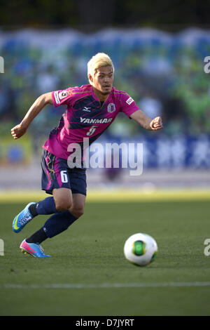 Hotaru Yamaguchi (Cerezo), 3 mai 2013 - Football : 2013 J.Division de Ligue 1 match entre Shonan Bellmare 0-3 Cerezo Osaka à Shonan Hiratsuka Stade BMW à Kanagawa, Japon. (Photo par FAR EAST PRESS/AFLO) Banque D'Images