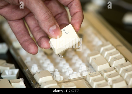 Poznan, Pologne, un sale et démonté un clavier d'ordinateur Banque D'Images