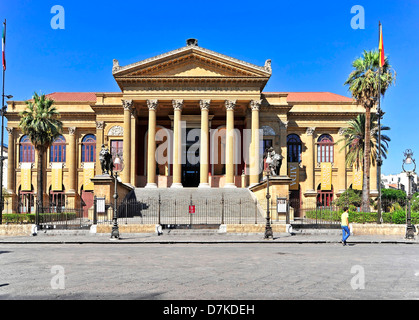 L'Italie, la Sicile, Palerme, Teatro Massimo Banque D'Images