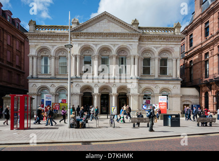 Tesco supermarché Metro à Belfast Banque D'Images