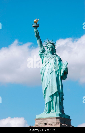 La Statue de la liberté, port de New York, Manhattan, États-Unis. Banque D'Images