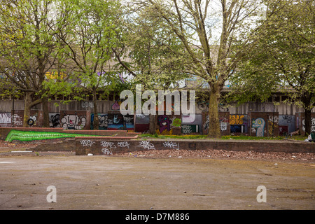 Montrant une épave abandonnée dans immobilier conseil Elephant and Castle, maintenant dû à la démolition Banque D'Images