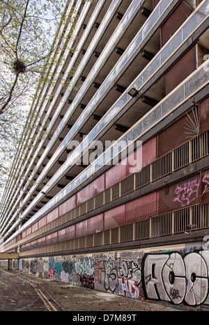 Montrant une épave abandonnée dans immobilier conseil Elephant and Castle, maintenant dû à la démolition Banque D'Images