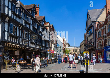 La rue principale dans le centre-ville, Lincoln, Lincolnshire, East Midlands, Angleterre, RU Banque D'Images