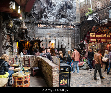 Le Tunnel de chevaux à Camden Market. Banque D'Images