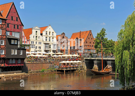 Stintmarkt, place historique à Lüneburg, Lunebourg, Basse-Saxe, Allemagne Banque D'Images