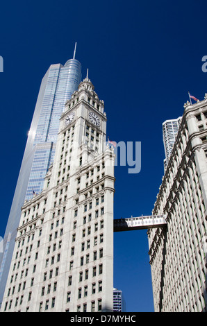 L'Illinois, à Chicago. Wrigley Building historique, ch. 1920, situé sur le Magnificent Mile de Chicago. Banque D'Images