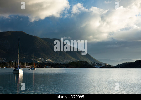 Tôt le matin à Vliho Bay, Grèce Banque D'Images