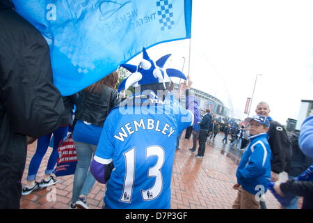 11 mai 2013. Wembley London UK. Des milliers de Manchester City et Wigan Athletic fans de Greater Manchester descendre sur le stade de Wembley pour la finale de la coupe d'ANGLETERRE Banque D'Images