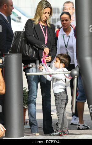 Barcelone, Espagne. 11 mai 2013. La formule 1. Grand Prix d'Espagne. L'image montre la petite amie de Massa Plus Sport Action Images/Alamy Live News Banque D'Images