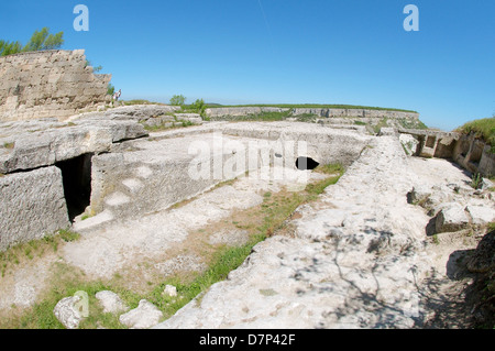 Cité troglodytique - Chufut-Kale, Bakhchysarai, Crimea, Ukraine, Europe de l'Est Banque D'Images