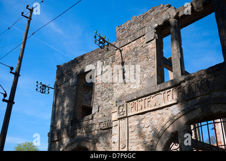 Les ruines d'Oradour-sur-Glane, près de Limoges en France. Banque D'Images