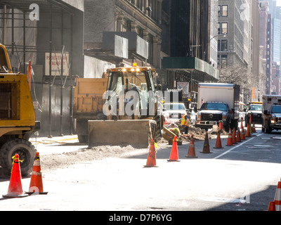 La construction de routes à Midtown NYC Banque D'Images