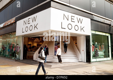 Nouveau look store shop, Oxford Street, dans le centre de Londres, UK Banque D'Images