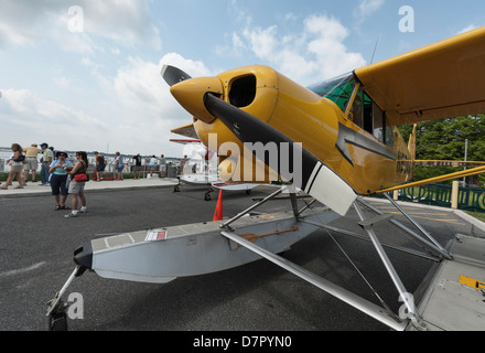 Tavares, Florida Port Woodlea sur le lac Dora et le Tavares fly-in de l'événement d'Hydravions Banque D'Images