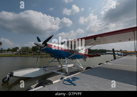 Tavares, Florida Port Woodlea sur le lac Dora et le Tavares fly-in de l'événement d'Hydravions Banque D'Images