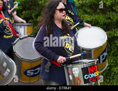 Southport, Royaume-Uni 12 Mai, 2013. Fracturation Camp 2 une vaste coalition de lutte contre la fracturation hydraulique et des groupes environnementaux dans le nord-ouest, y compris les membres de l'estuaire de Ribble contre la fracturation hydraulique, les résidents de leur action contre la fracturation, Fylde gratuitement fracturation Fylde, Merseyside contre la fracturation hydraulique, Les Amis de la Terre et le grand Manchester Association of Trades Union Councils. Un week-end d'activité dans l'opposition à la fracturation hydraulique et d'autres formes d'énergie extrême. Banque D'Images