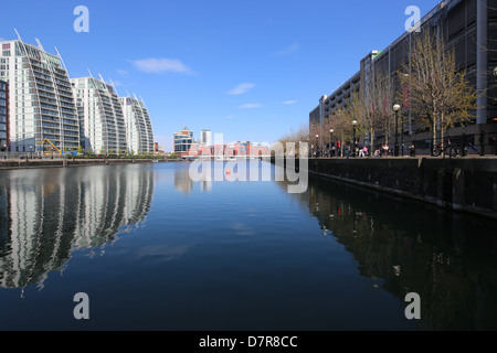 NV Bâtiments, Salford Quays, des appartements conçus par Broadway Malyan Banque D'Images