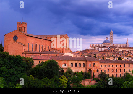 Sienne, Duomo, Cathédrale, Cathédrale au coucher du soleil, basilique San Domenico, couvent de San Domenico, Site du patrimoine mondial de l'Unesco,Vaeu Banque D'Images