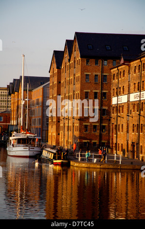 Les appartements de l'entrepôt, Gloucester Docks, Gloucester, Angleterre Banque D'Images