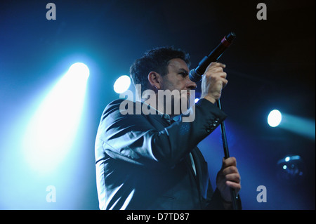 Terry Hall des Specials, en concert au Barrowlands, Glasgow, Ecosse, Royaume-Uni. 10/05/13 Banque D'Images