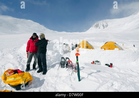 Camp 2, trek sur le mont McKinley, 6194m, le parc national Denali, Alaska, USA Banque D'Images