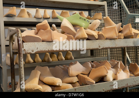 Modèle en bois au laboratoire de l'école chaussures Cercal, San Mauro Pascoli, Emilia-Romagna, Italie Banque D'Images