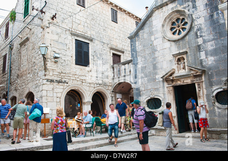 Eglise de Saint Mihovila (Crkva sv Mihovila) dans la ville de Korcula, l''île de Korcula, Croatie, la côte dalmate Banque D'Images