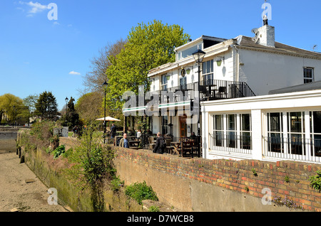 Le vieux bateau public house Hammersmith London England UK Banque D'Images