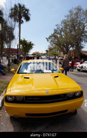 Mustang jaune Mount Dora, Challenger, Florida, USA Banque D'Images