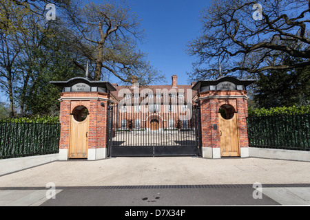 Heath Hall sur les Évêques Avenue, London N2, Angleterre, Royaume-Uni. Banque D'Images