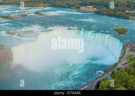 Niagara Falls Vue aérienne de la tour Skylon plates-formes Banque D'Images