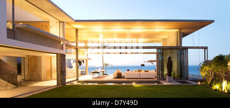 Plan d'étage ouvert de maison moderne Banque D'Images