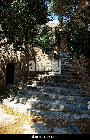 Monemvasia est une puissante forteresse médiévale en Grèce situé sur une petite péninsule sur la côte est du Péloponnèse. Banque D'Images