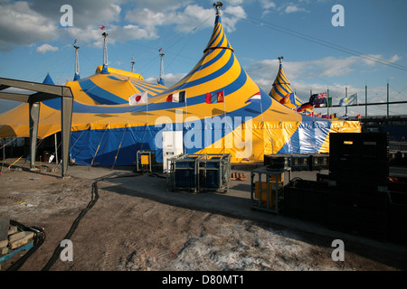 Le Cirque du Soleil tente située à Montréal, Québec. Banque D'Images