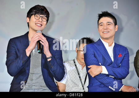 Daniel Choi et Chang jung GI, 16 mai 2013 : Tokyo, Japon : acteurs coréen Choi Daniel(L) et Im Chang jung assister à la première mondiale au Japon pour le film 'Les trafiquants" à Tokyo, Japon, le 16 mai 2013. Le film sera ouverte le 1 juin au Japon. (Photo de Keizo Mori/AFLO) Banque D'Images