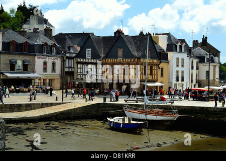 Port de Saint-Goustan, ancien port de pêche et de commerce, situé en bordure de la rivière d'Auray, à proximité de la ville d'Auray. Banque D'Images