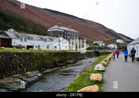 Boscastle, Cornwall, protectyed,port pittoresque National Trust,Destination,soumis à des crues éclair en 2004 Banque D'Images