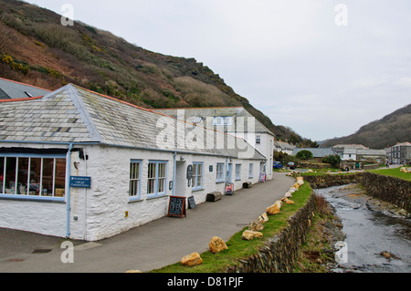 Boscastle, Cornwall, protectyed,port pittoresque National Trust,Destination,soumis à des crues éclair en 2004 Banque D'Images