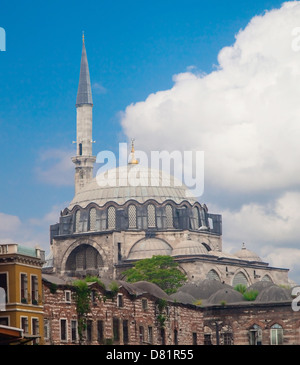 Vue de la Mosquée Bleue (Sultanahmet Camii) à Istanbul. Banque D'Images