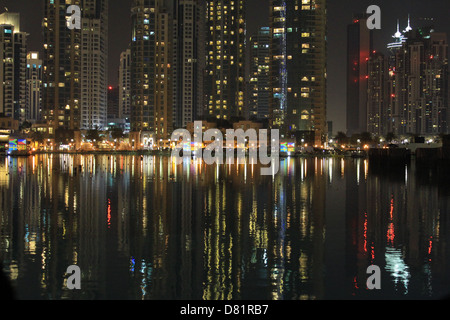'Eau, Feu et Lumière' à la Fontaine de Dubaï Banque D'Images
