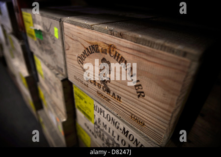 D'Octavia Cert Corsham Cellars un vin fin installation de stockage sur le site d'une ancienne mine près de Chippenham, Wiltshire - cas Banque D'Images