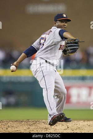 14 mai 2013 - Detroit, Michigan, États-Unis d'Amérique - 14 mai 2013 : Astros de Houston pitcher Wesley Wright (53) fournit au cours de pas action de jeu entre la MLB Astros de Houston et les Tigers de Detroit à Comerica Park à Detroit, Michigan. Les Tigres défait les Astros 6-2. Banque D'Images