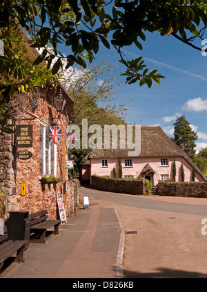 Le célèbre village de chaume de Cockington, près de Torquay, Devon, Angleterre Banque D'Images