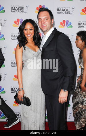 Tamera Mowry Housley, mari La 43e assemblée annuelle NAACP Awards Au Shrine Auditorium - Arrivées Los Angeles, Californie - Banque D'Images