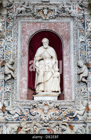 PALERMO - 7 avril : Saint Joseph autel baroque dans l'église San Domenico - Saint Dominique le 7 avril 2013 à Palerme, Italie. Banque D'Images