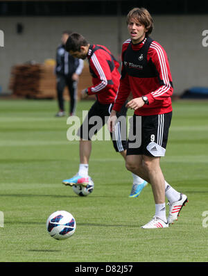 Swansea, Royaume-Uni. 17 mai 2013. Sur la photo : Michu Re : Barclay's Premier League Swansea City FC formation à Landore près du stade Liberty, devant ce dimanche match à domicile contre Fulham. Credit : D Legakis / Alamy Live News Banque D'Images