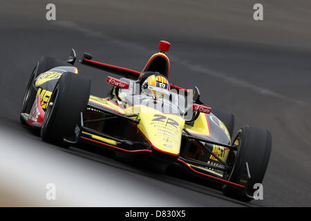 Indianapolis, Indiana, USA. 17 mai 2013. Ronde 5, Indycar, Indianapolis, Indy 500 , IN, USA, 17-27 mai 2013, Fast pratique Vendredi, ORIOL SERVIA, Panther DRR (Image credit : Crédit : Ron Bijlsma/ZUMAPRESS.com/Alamy Live News) Banque D'Images